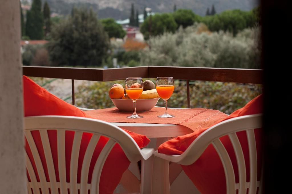 Apartament Casa Lucia Torbole Sul Garda Zewnętrze zdjęcie